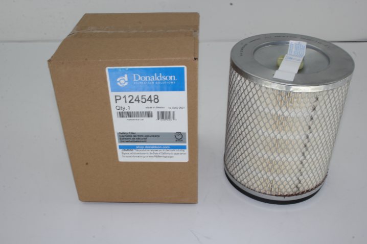 P124548 air filter element (secondary)