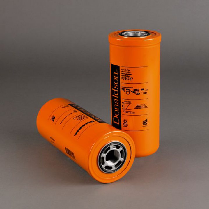 P764737 oil filter (spin-on)