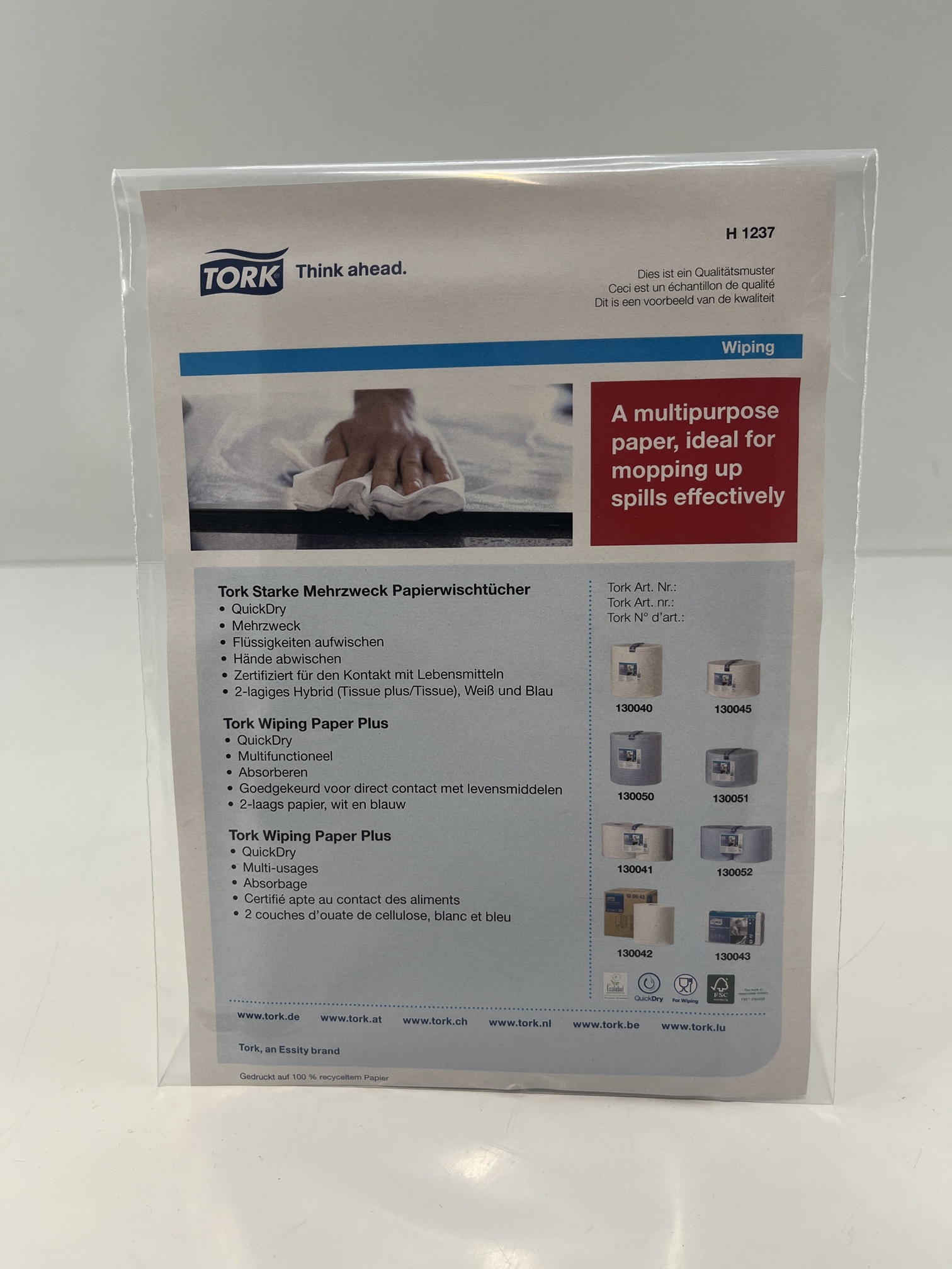 Sample Tork Multi-purpose paper wipes, blue W1/2