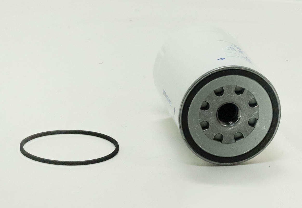 P553227 fuel filter spin-on