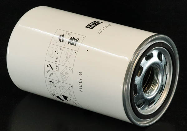 W 13 017 oil filter element
