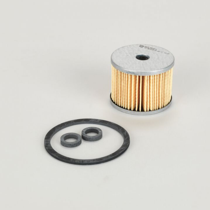 P550673 fuel filter element