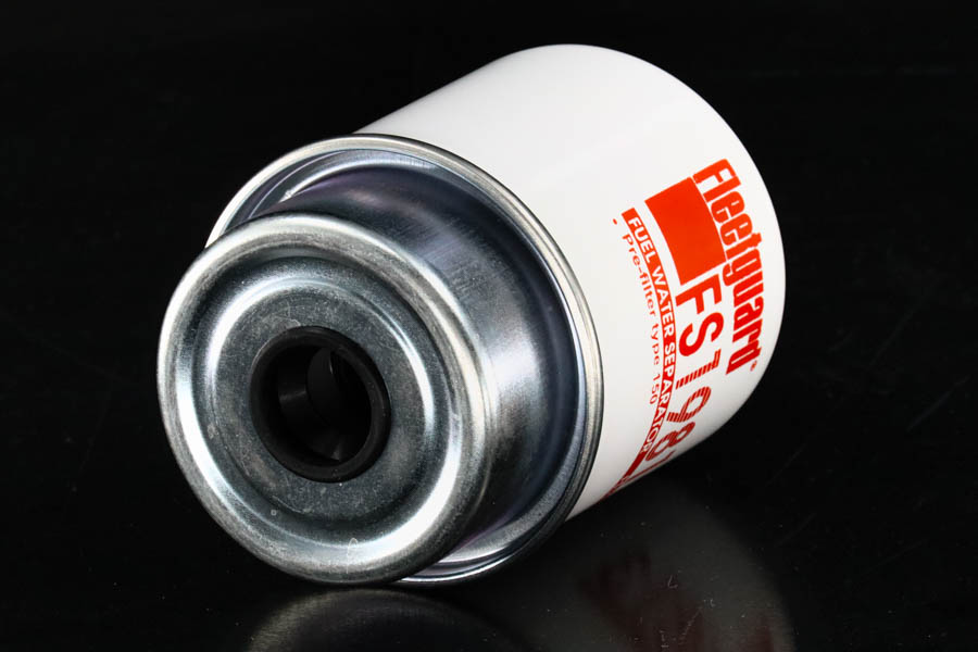 FS19813 fuel filter spin-on