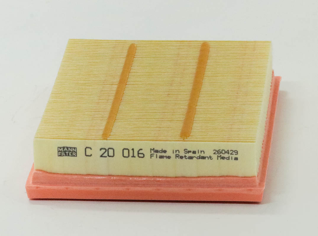 C 20 016 air filter element