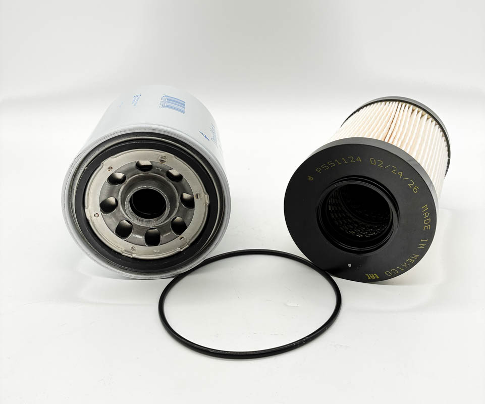 P551124 fuel filter element (service kit)