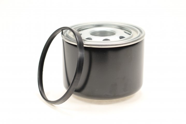 FSR 504 air filter spin-on (breather)
