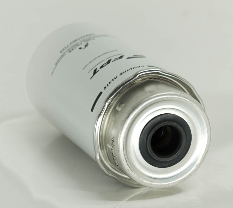 5802082703 fuel filter Iveco
