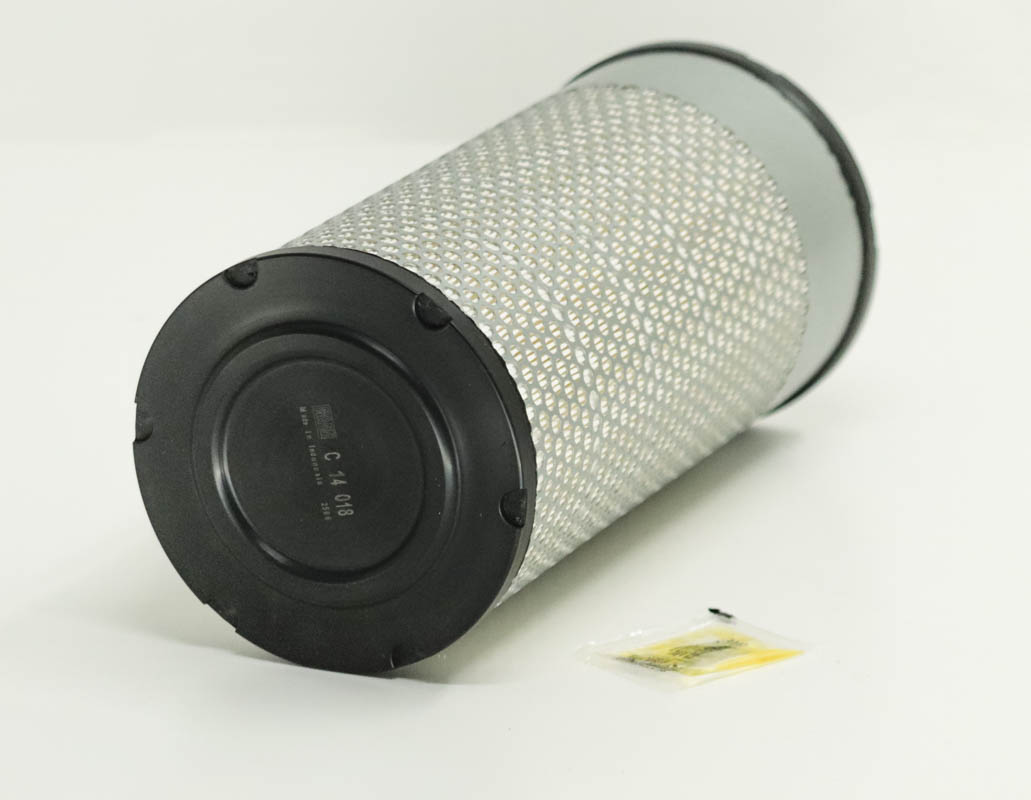 C 14 018 air filter element