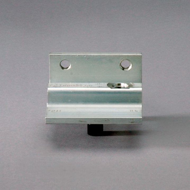 P562263 filter head