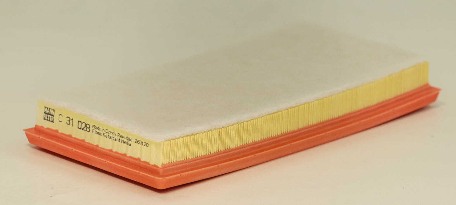 C 31 028 air filter element