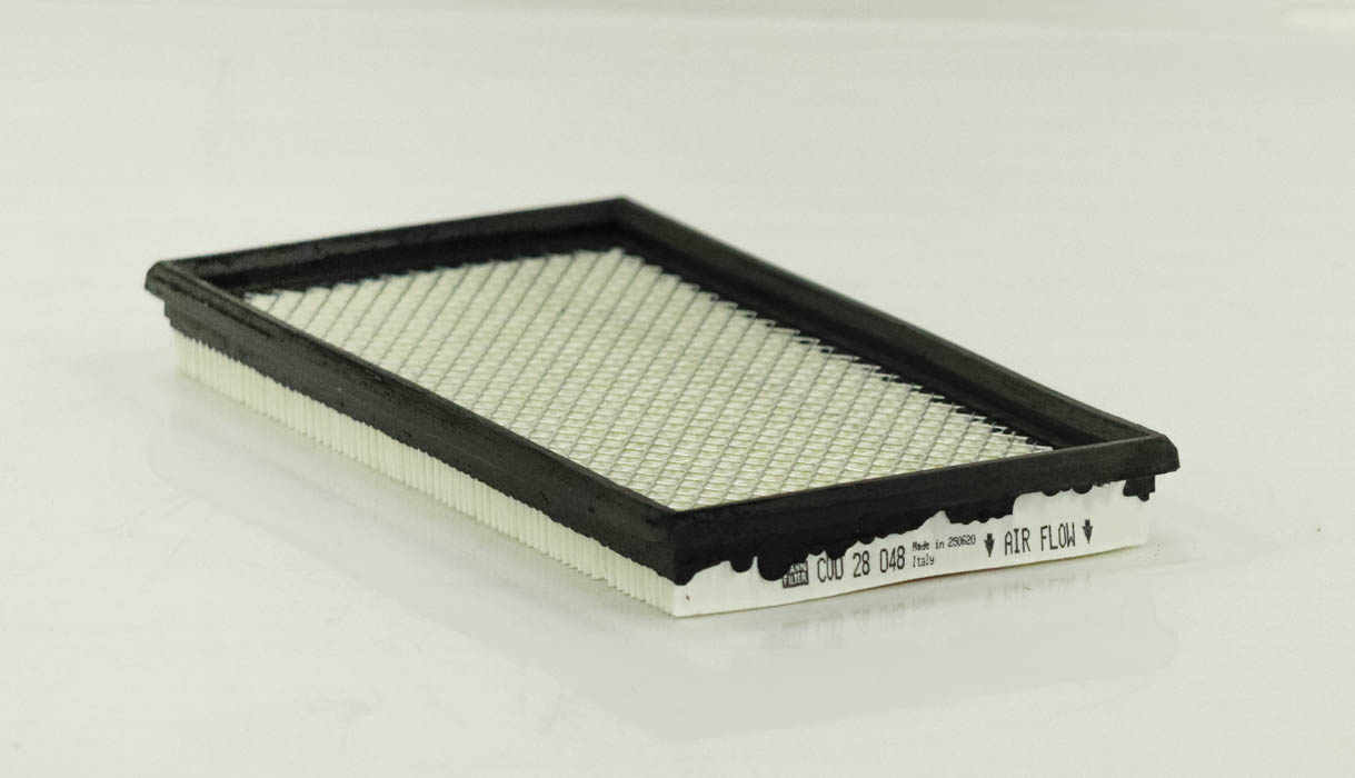 CUD 28 048 cabin air filter element